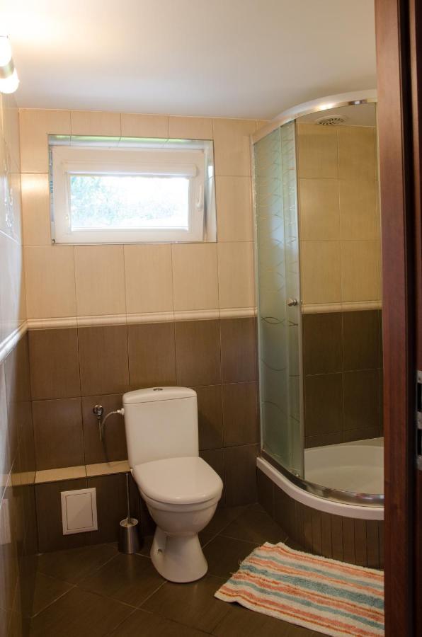 Pod Debami Villa Wadowice Buitenkant foto