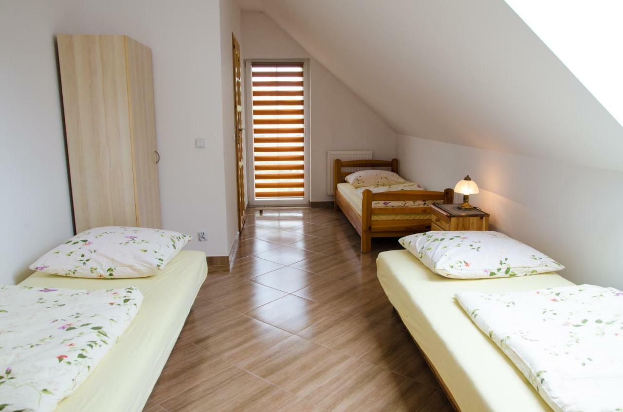 Pod Debami Villa Wadowice Buitenkant foto